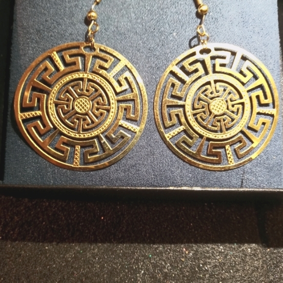 Jewelry - Disc Pierced Earrings